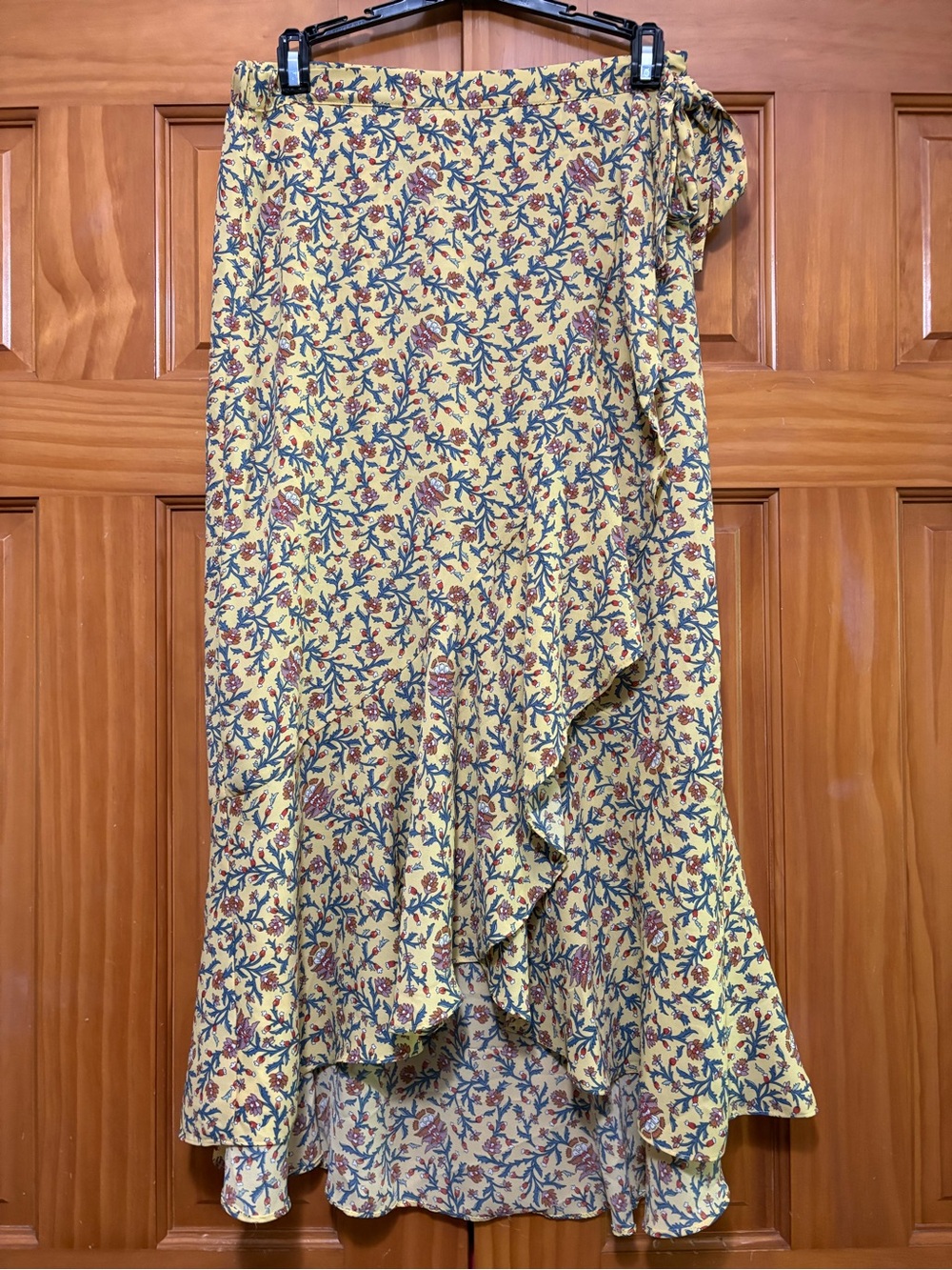 Max Studio Yellow Floral Wrap Midi Skirt Size Small NWT